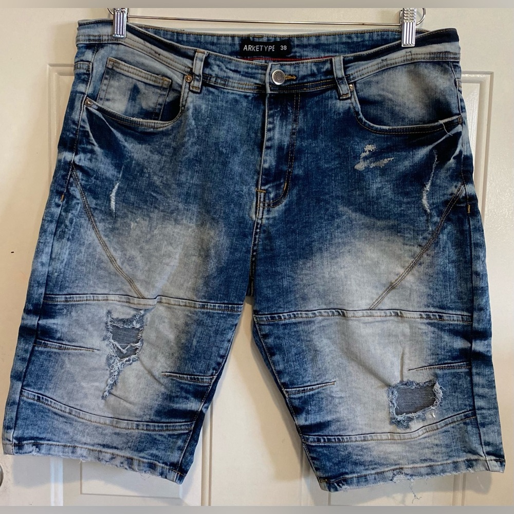 Arketype Men’s Size 38 Inseam 12 Jeans Shorts Distressed Holes Paint Dyed